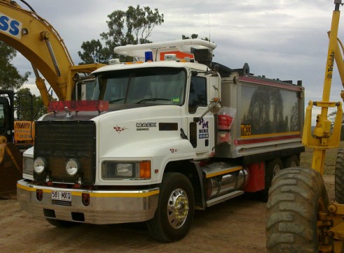 Water Truck & Tipper 2