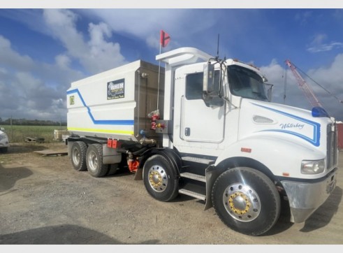 18,000L Twin Steer Water Trucks - mine spec 2