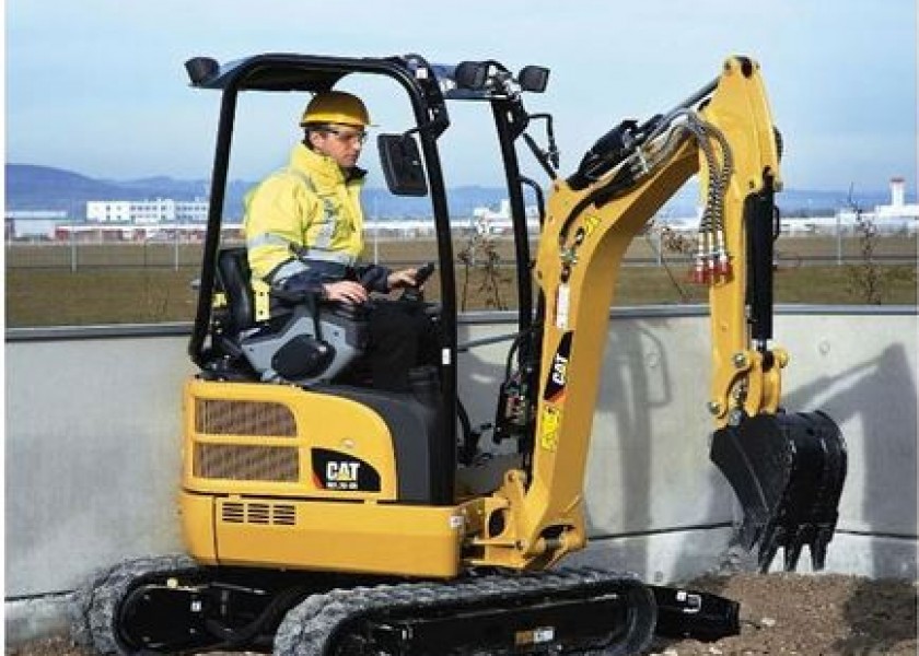 1.7T Cat Excavator 1