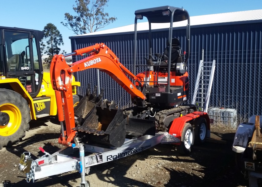 1.7T Yanmar Excavator with trailer package 2