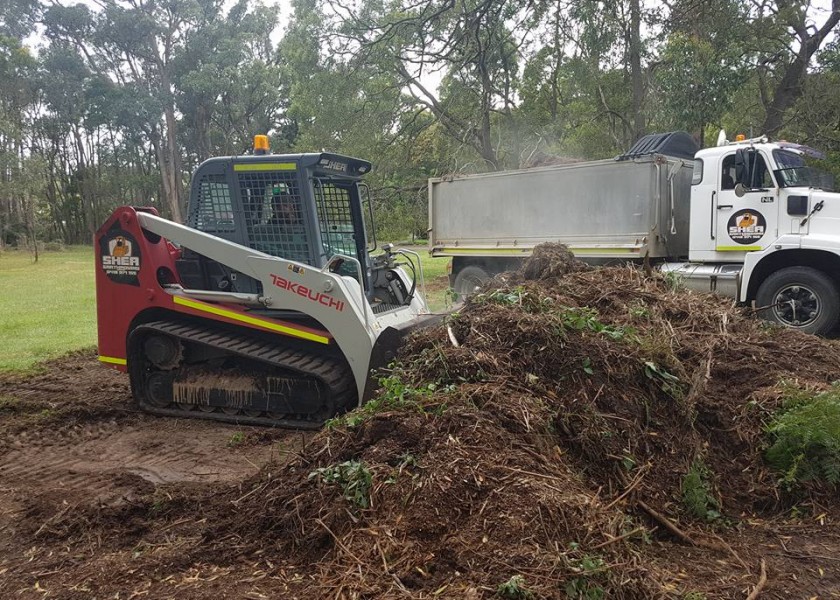 100HP Posi-track Skidsteer 1