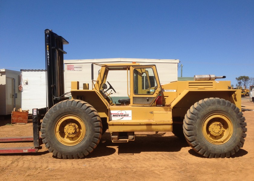 11 tonne Liftking forklift 1