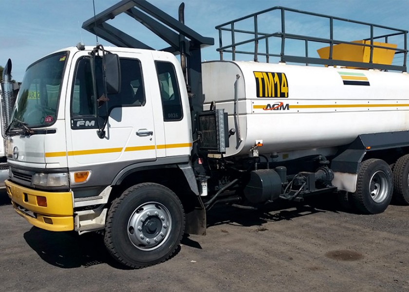 12,000-16,000L Water Trucks 1