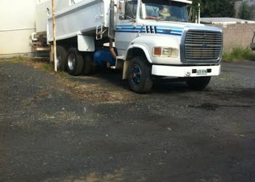 12,000L Water truck 3