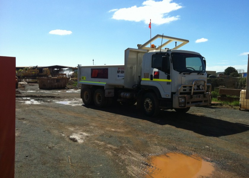 12 Ton Isuzu Tipper Truck 1