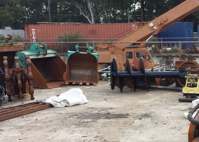 12 Ton to 16 Ton Zero Tail Offset boom Excavator Kobelco SK135SR 5