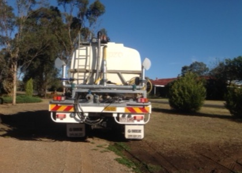 12000LT WATER TRUCK  3