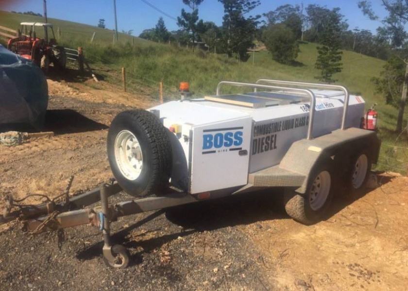 1250Ltr Diesel Fuel Trailer 4