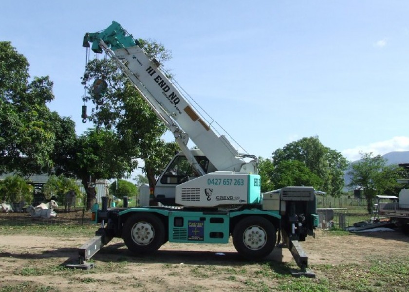 12t City Crane 1