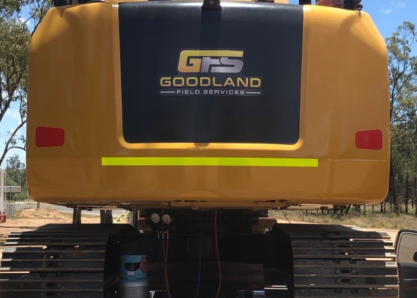 12t Excavator 4