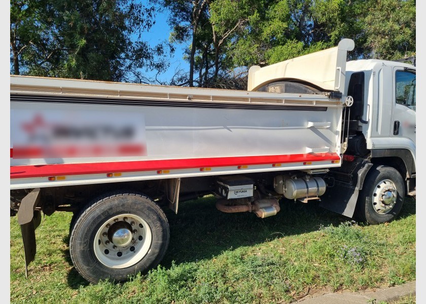 12T Tipper - civil / mine spec 2