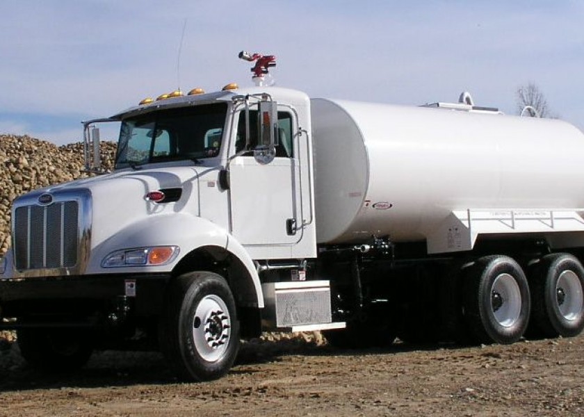 13,000ltr Water Truck 1