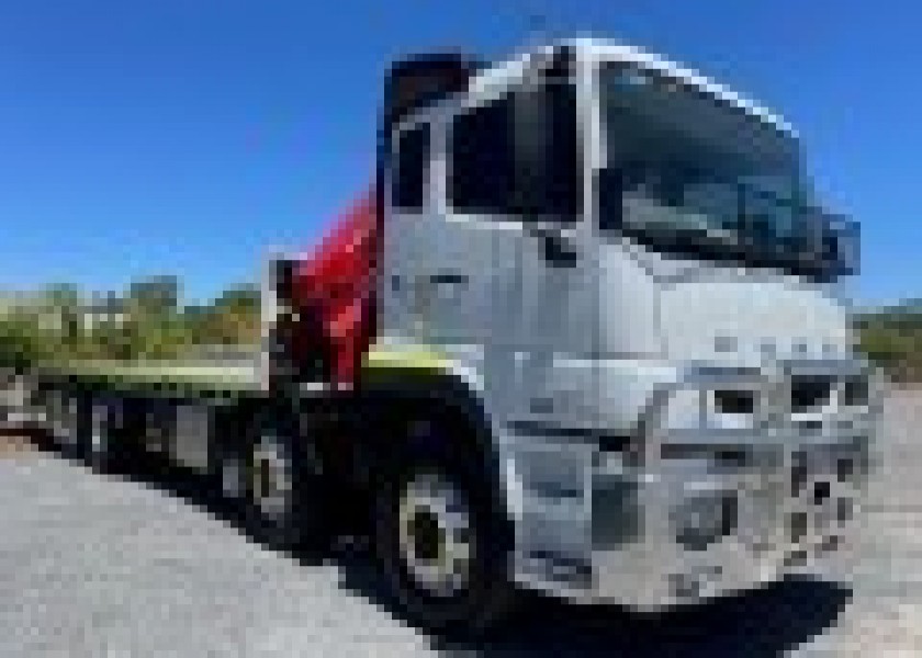 8x4 Crane Truck – 27,500kg GVM – 8m Tray – 13.8t payload 2