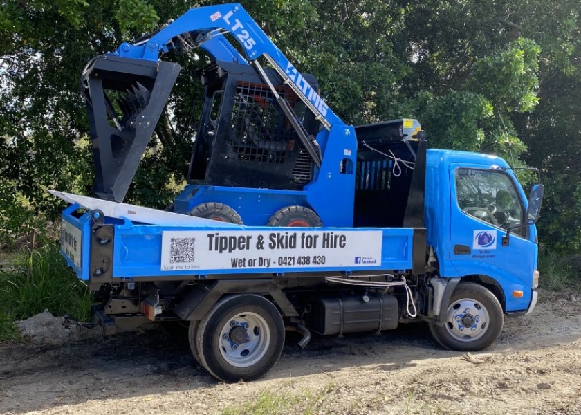 1.3T Wheeled Skid Steer 5