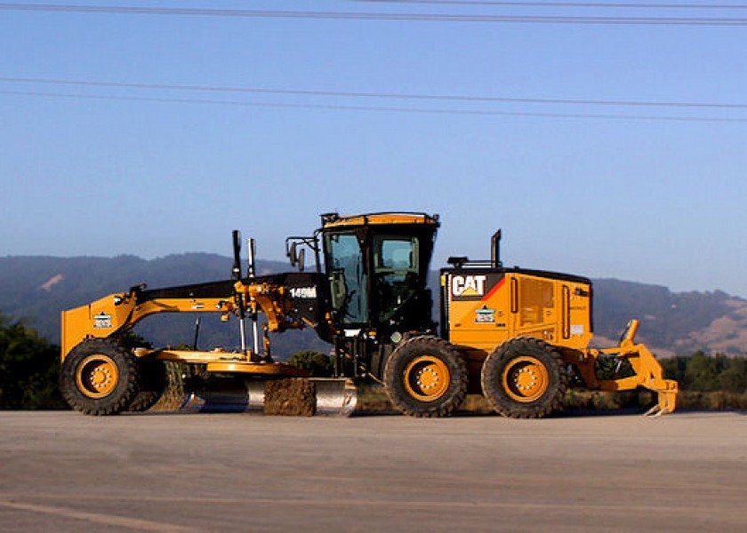 140m Cat Grader   1