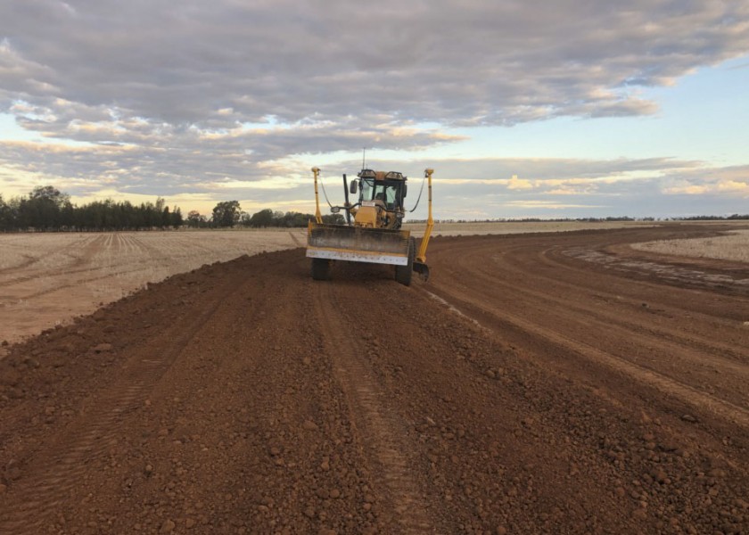 140M/H Graders 8