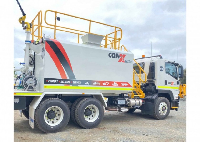 14KL Isuzu Water Truck 2