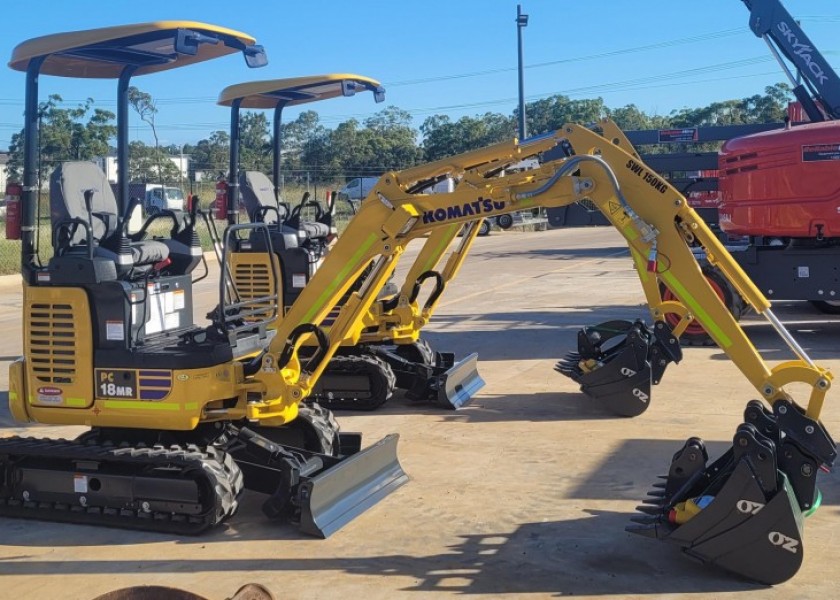 1.5-2 Ton Excavator 1