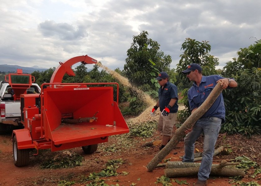 150mm Wood Chipper 3