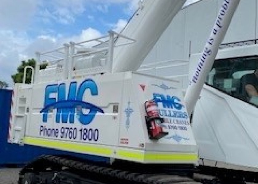 16 tonne Hydraulic Crawler 2