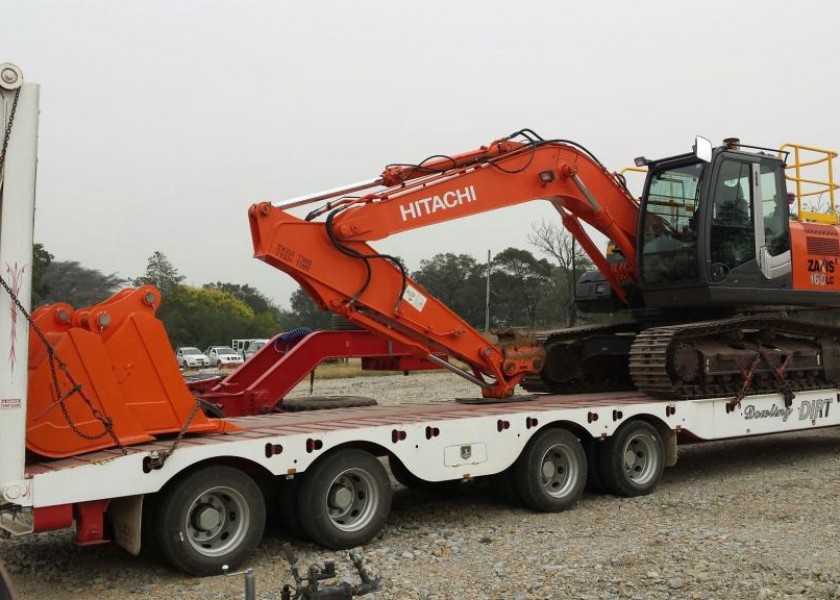 16T Excavator 1