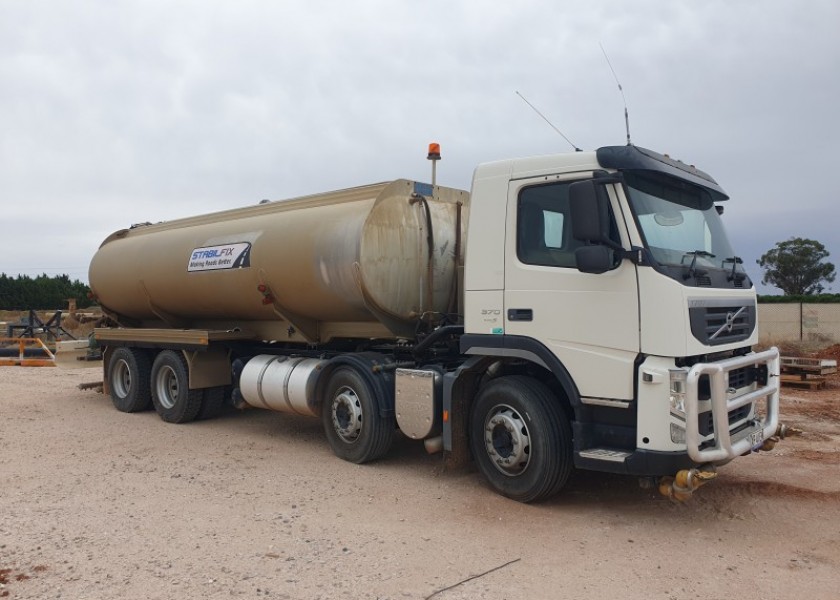 18,000L Water Cart 1