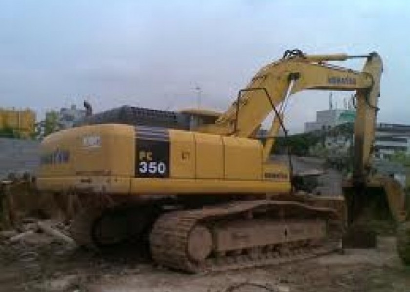 1x KOMATSU PC350-7 Excavator 1