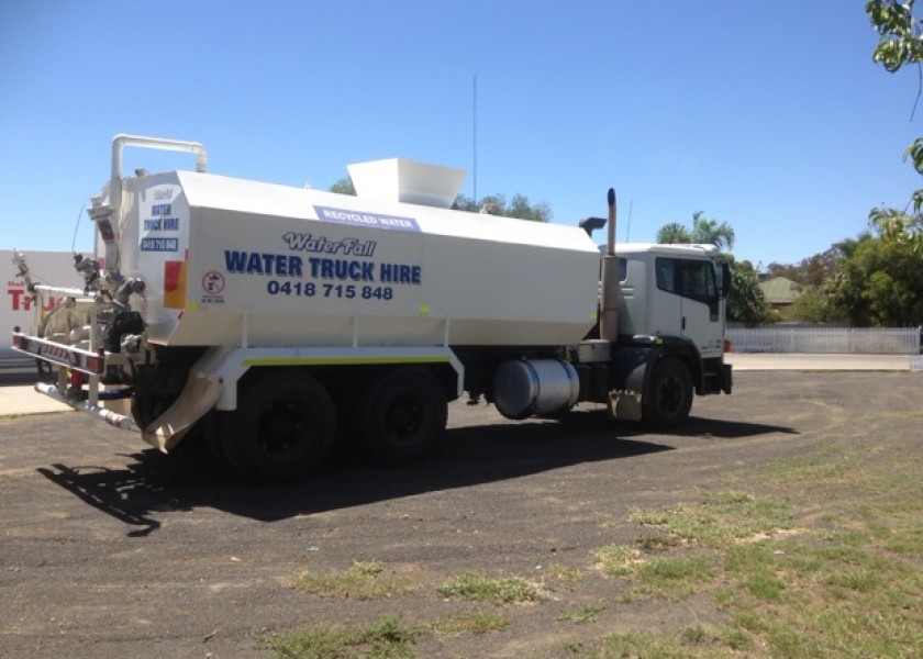 2 x Water Truck - 15,000 Ltrs 1