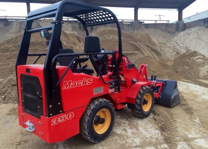 2.7T MACKS 350 Wheel Loader 1