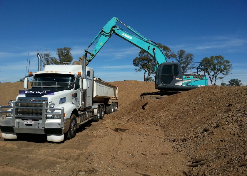 20 ton Kobelco Excavator 1