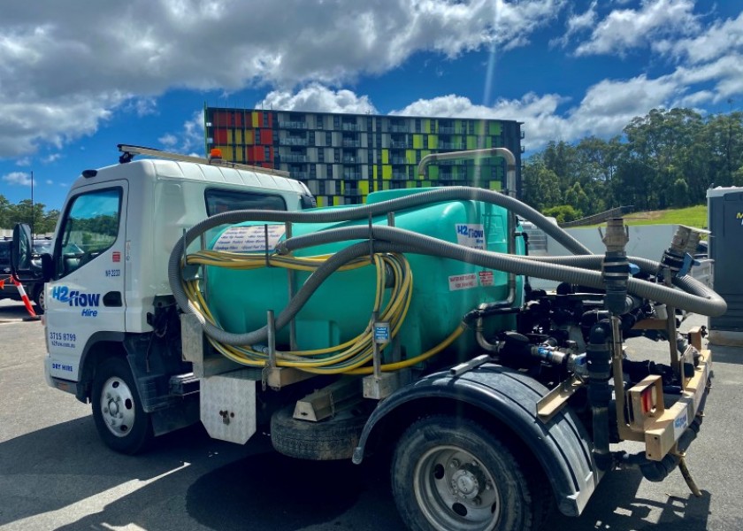 2,000 Litre Mini Water Truck 2