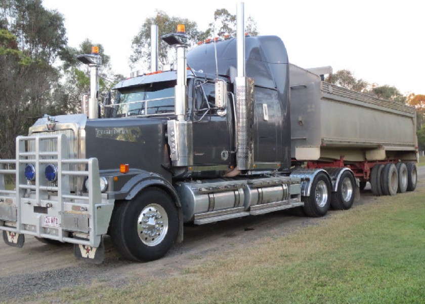 2003 Western Star with various trailers 1
