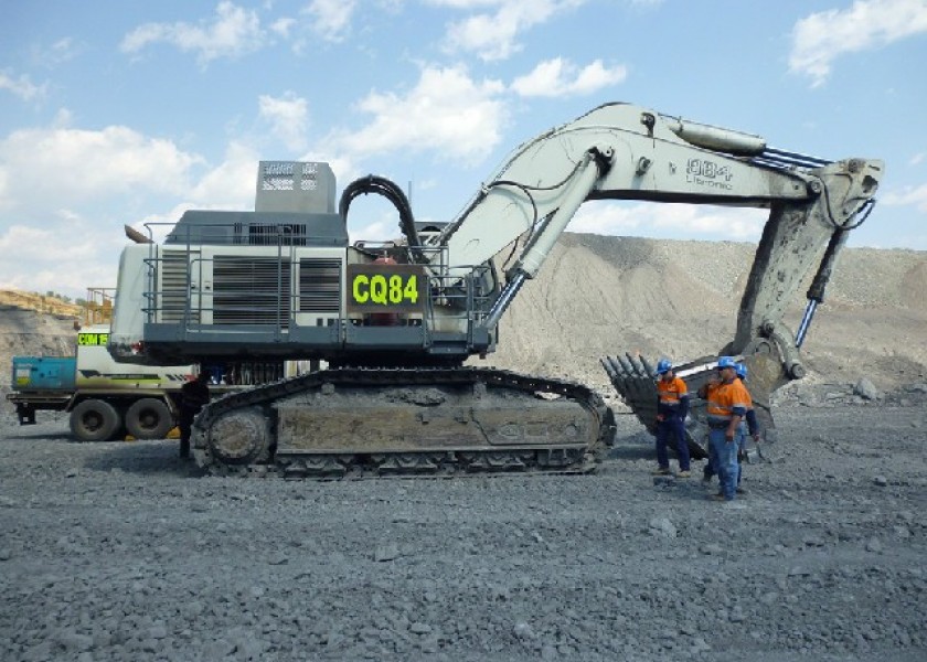 2004 LIEBHERR 120T EXCAVATOR 1