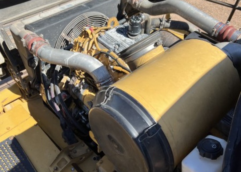 2005 Caterpillar 740 Moxy 7