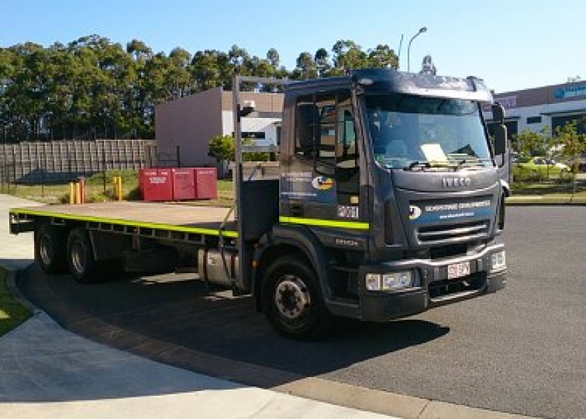 2007 Iveco Tray truck  1