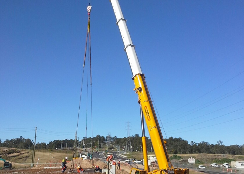200T All Terrain Crane 2
