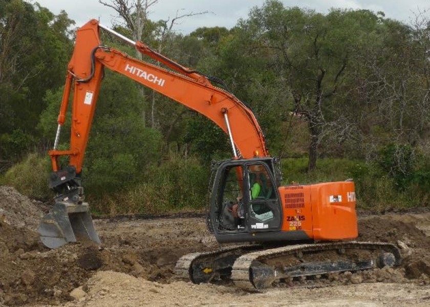 2011-2013 Hitachi ZX225 23t Excavator zero swing 1