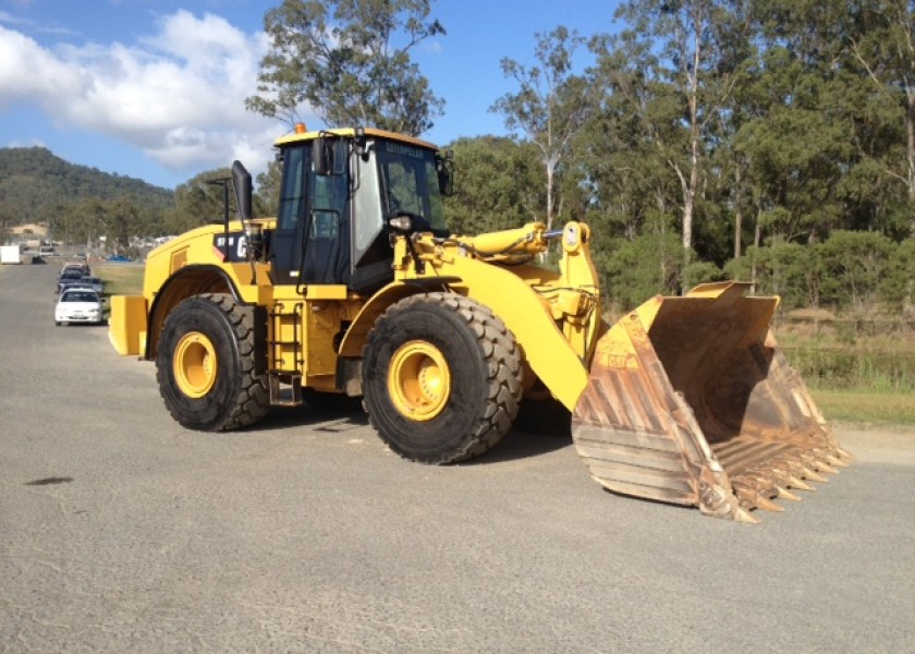 2011 CAT 972H Wheel Loader 1