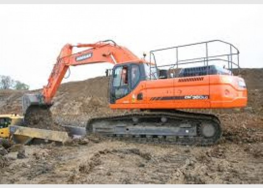 2012/2013 Doosan Dx340LC 35t Excavator 1