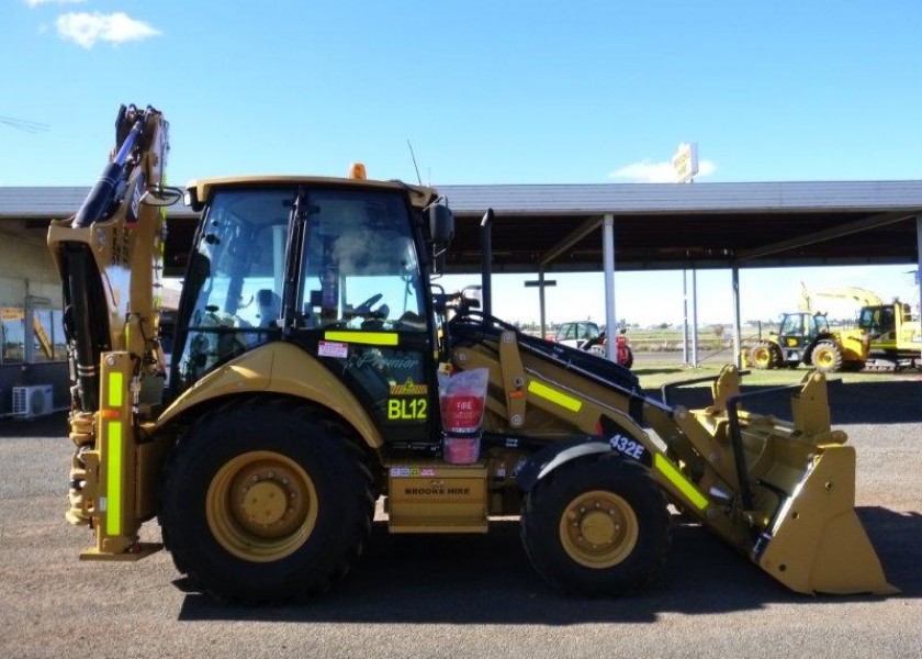 2012 CAT 432E Backhoe 1