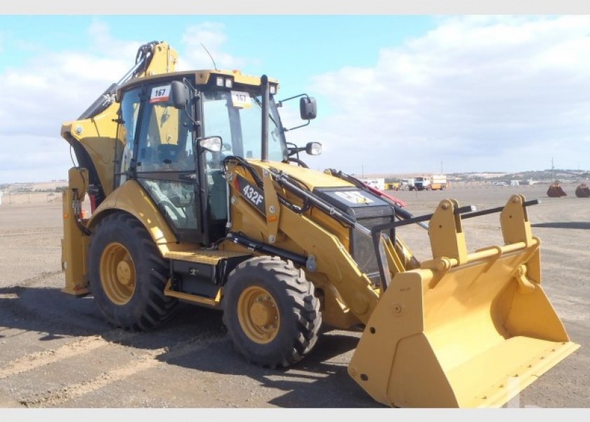 2012 CAT 432F Backhoe 1