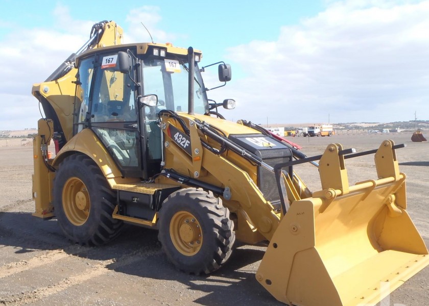 2012 CAT 432F Backhoe 1