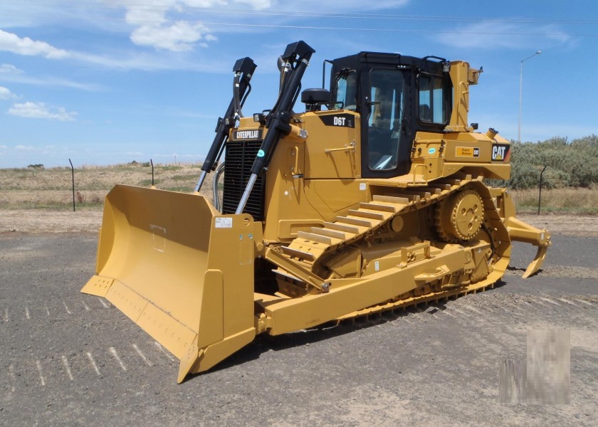 2012 CATERPILLAR D6T XL Dozer 1