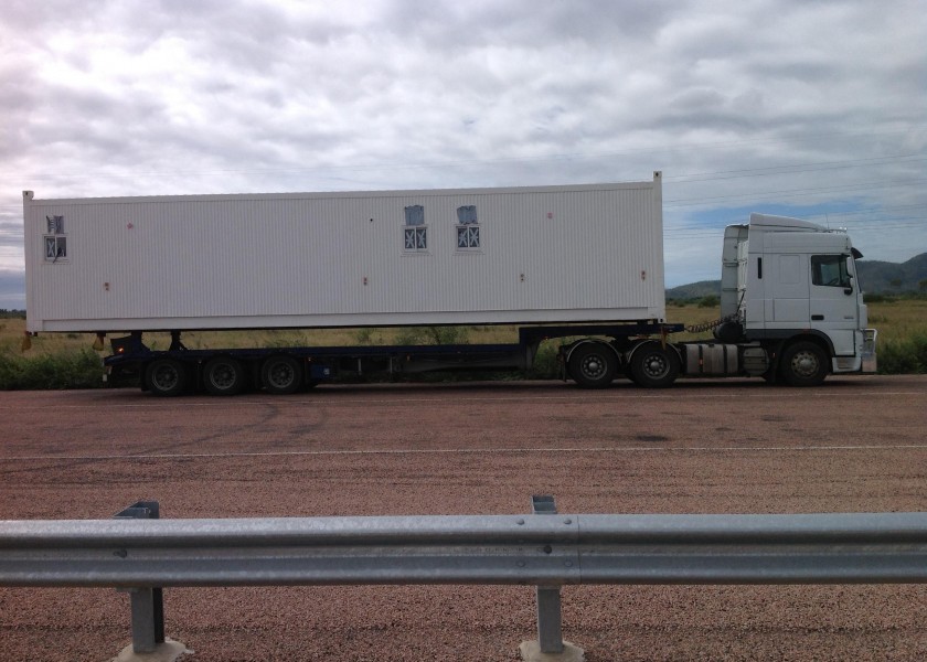 2012 prime mover and drop deck trailer with ramps 2
