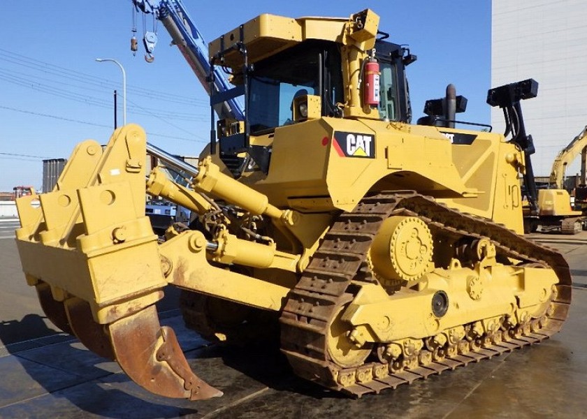 2015  D8T Dozer 1