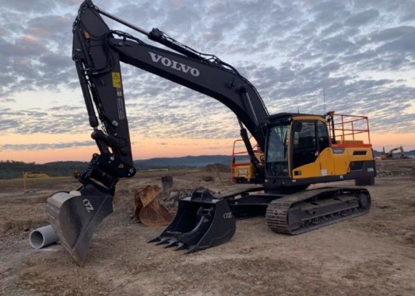 2019 EC250DL Volvo Excavator 1