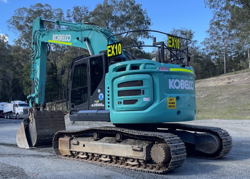 2021 38T Kobelco SK380SRLC - Zero Swing 2