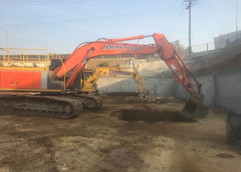 20T Hitachi Excavator 10