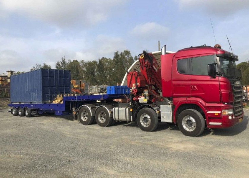 Tilt Tray Trucks 3