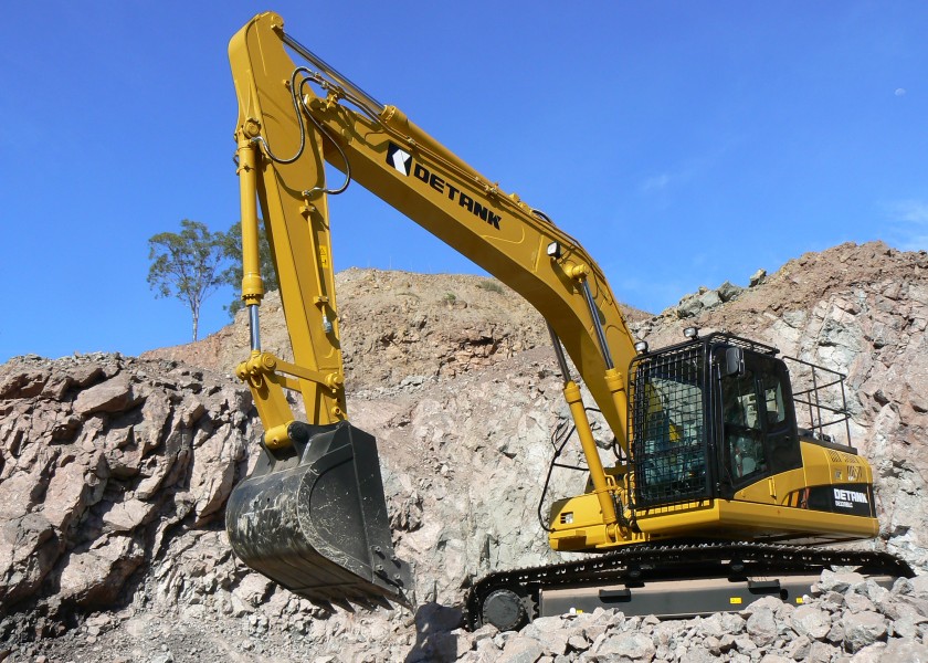 22T Detank Excavator 1